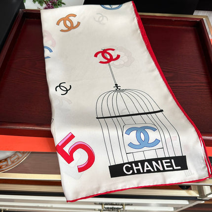CHANEL 25S SCARF 90 IN SILK 733858