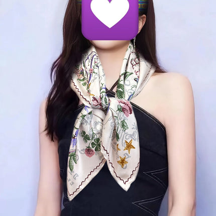DIOR SQUARE SCARF 90 CM IN WHITE SILK MOTIF 735744