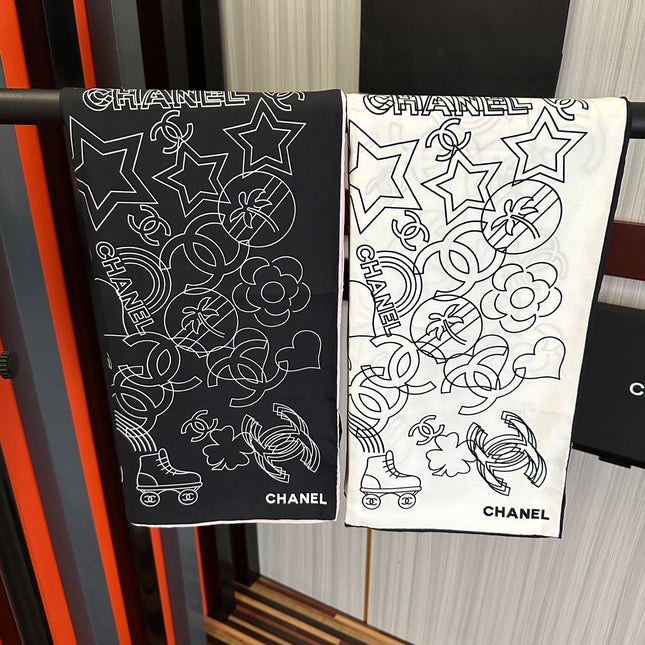 CHANEL 25S SCARF 90 IN SILK 738437