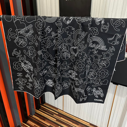 CHANEL 25S SCARF 90 IN SILK 738436