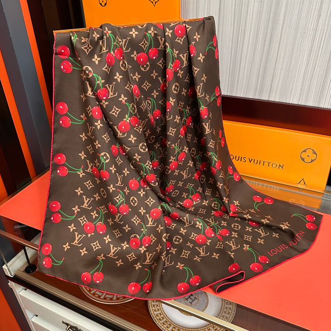 LV SCARF 90 CM IN SILK 05