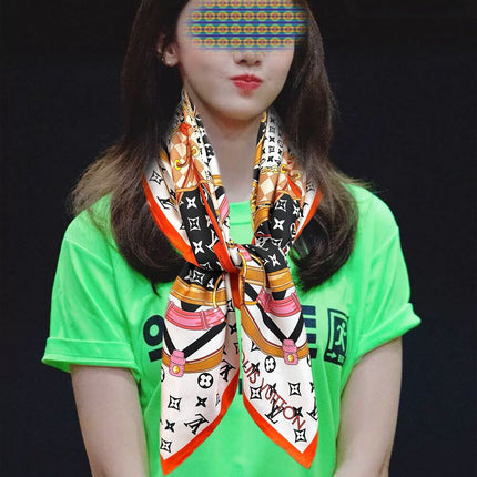 LV SCARF 90 CM IN SILK 738451