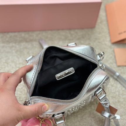 BOWLING BAG 21 IN SILVER LAMBSKIN