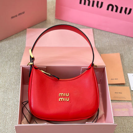 HOBO 20 BAG IN CHERRY RED CALFSKIN