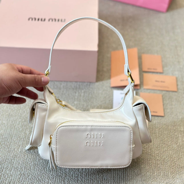 PUCKET BAG 27 IN WHITE CALFSKIN