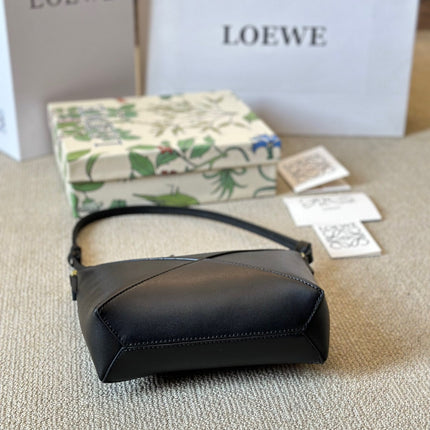 LOE 20 PUZZLE FOLD POUCH IN BLACK NAPPA CALFSKIN
