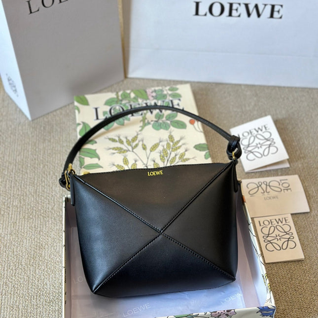 LOE 20 PUZZLE FOLD POUCH IN BLACK NAPPA CALFSKIN