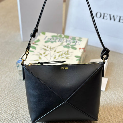 LOE 20 PUZZLE FOLD POUCH IN BLACK NAPPA CALFSKIN