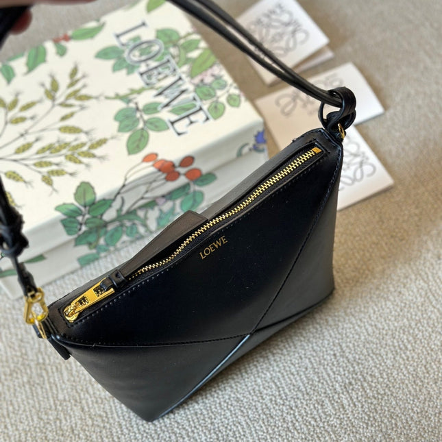 LOE 20 PUZZLE FOLD POUCH IN BLACK NAPPA CALFSKIN
