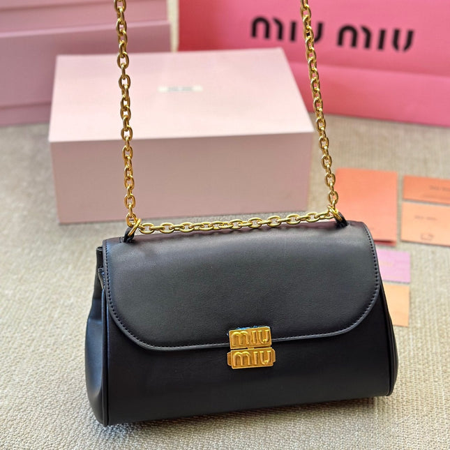 SHOULDER BAG 25 IN BLACK CALFSKIN GOLD HARDWARE