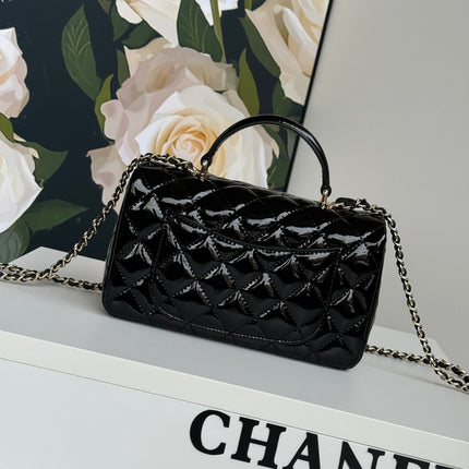 MINI FLAP BAG 20 IN BLACK GLOSSY CALFSKIN GOLD HARDWARE