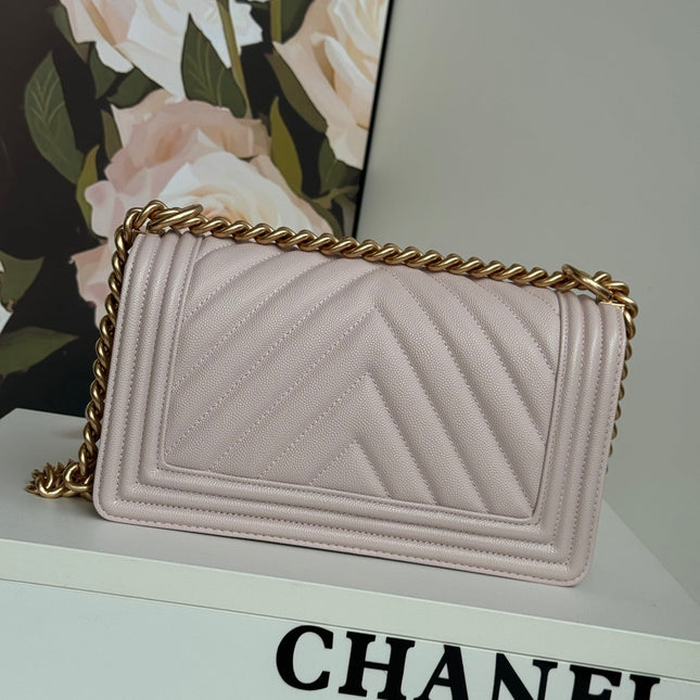 BOY BAG WITH GOLD HARDWARE MEDIUM 25 IN PINK NUDE CALFSKIN