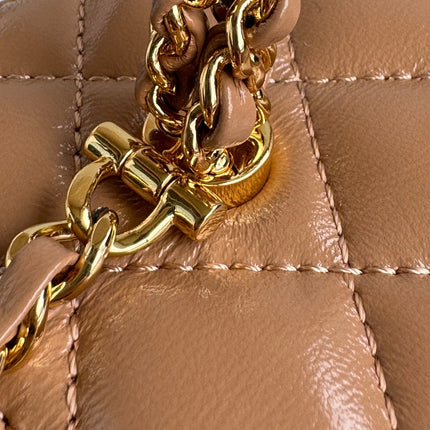 SMALL VANITY CASE 17 WITH HANDLE IN RUSSET BROWN CALFSKIN GOLD METAL CHAIN
