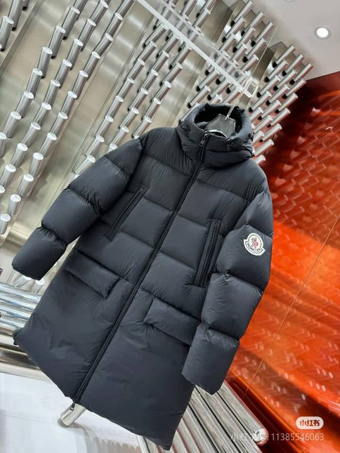 MONCLER 25S COAT IN BLACK 050