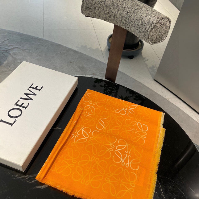LOEWE 25S SCARF 200 IN CASHMERE SILK 0001