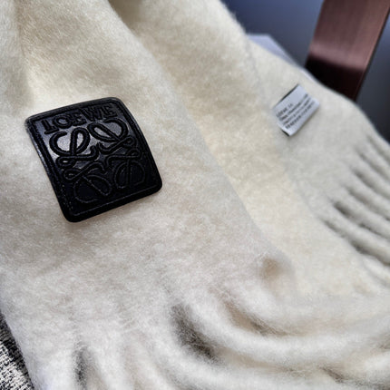 SCARF 185 CM IN WHITE WOOL 390876