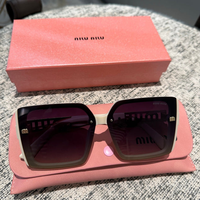 LOGO SQUARE SUNGLASSES 512015 IN WHITE ACETATE