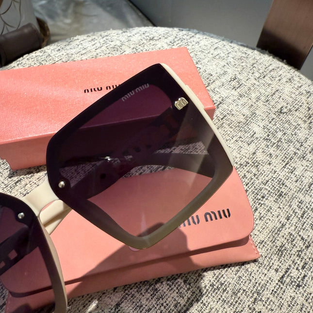 LOGO SQUARE SUNGLASSES 512015 IN WHITE ACETATE
