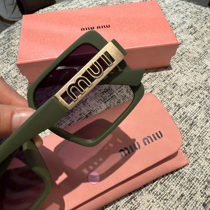 LOGO SQUARE SUNGLASSES 512017 IN GREEN ACETATE