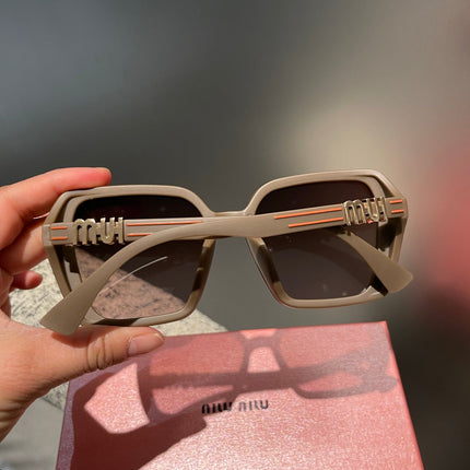 RUNWAY SQUARE SUNGLASSES 513099 IN BROWN ACETATE