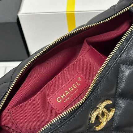 CC MAXI 30 HOBO BAG IN BLACK CALFSKIN WITH STRAP