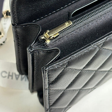 FLAP BAG 18 WITH HANDLE IN BLACK CALFSKIN GOLD HARDWARE