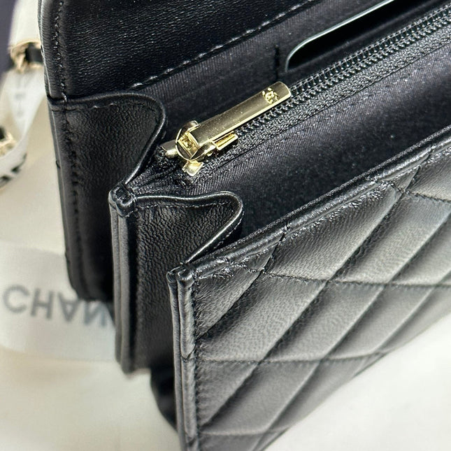 FLAP BAG 18 WITH HANDLE IN BLACK CALFSKIN GOLD HARDWARE
