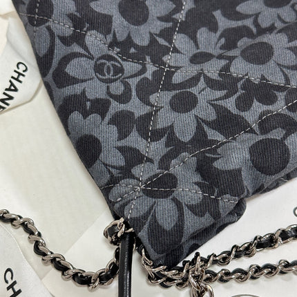 DRAWSTRING FLORAL PRINT SHOULDER BAG 20 IN BLACK MIX GREY DENIM