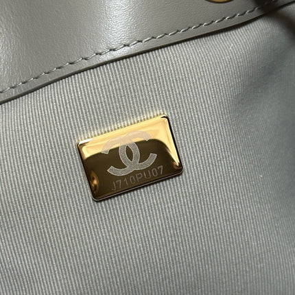 CC 25 HANDBAG 30 IN NATURAL GREY SUEDE GOLD HARDWARE
