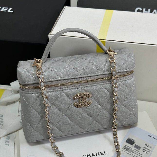 STRASS VANITY QUILTED CASE 19 IN GREY CALFSKIN WITH GOLD METALLIC
