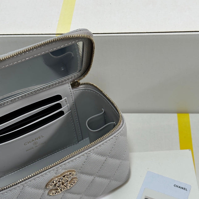 VANITY CASE 17 CRYSTAL STUDDED LOGO IN GREY CALFSKIN GOLD HARDWARE