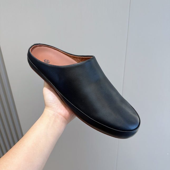 LP TOMORI SABOT MULES BLACK CALFSKIN