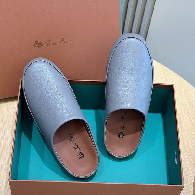LP TOMORI SABOT MULES CERULEAN CALFSKIN
