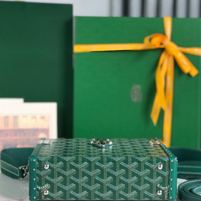 CASSETTE TRUNK BAG 21 IN GREEN GOYARDINE CANVAS & CLAMECY COWHIDE
