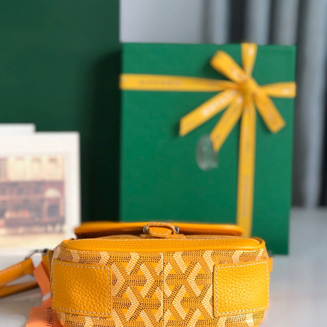 GRAND BLEU 16 IN YELLOW GOYARDINE CANVAS AND LAMBSKIN