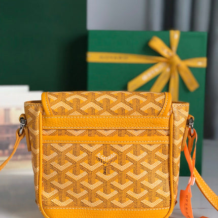 GRAND BLEU 16 IN YELLOW GOYARDINE CANVAS AND LAMBSKIN