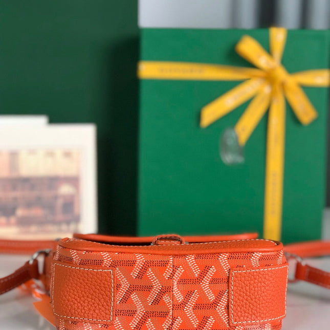 GRAND BLEU 16 IN ORANGE GOYARDINE CANVAS AND LAMBSKIN