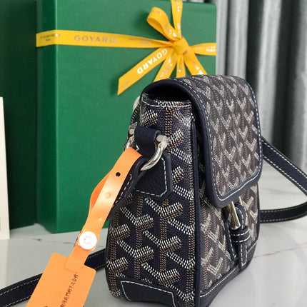 GRAND BLEU 16 IN NAVY BLUE GOYARDINE CANVAS AND LAMBSKIN