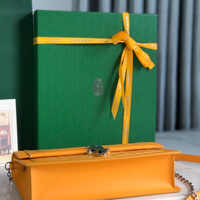 DUCHESSE MARIE-CAROLINE BAG 25 IN YELLOW GOYARDINE CANVAS AND SMOOTH CALFSKIN