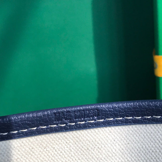 SMALL BELHARRA 24 IN NAVY BLUE GOYARDINE CANVAS AND LAMBSKIN