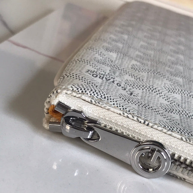 SÉNAT MGM POUCH 40 IN WHITE GOYARDINE CANVAS