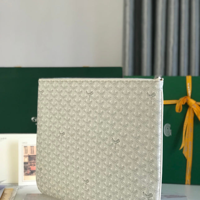SÉNAT MGM POUCH 40 IN WHITE GOYARDINE CANVAS