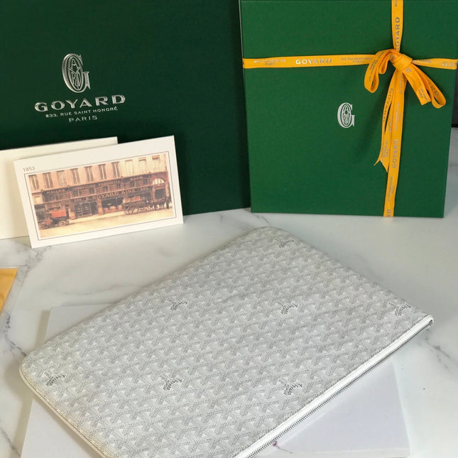 SÉNAT MGM POUCH 40 IN WHITE GOYARDINE CANVAS