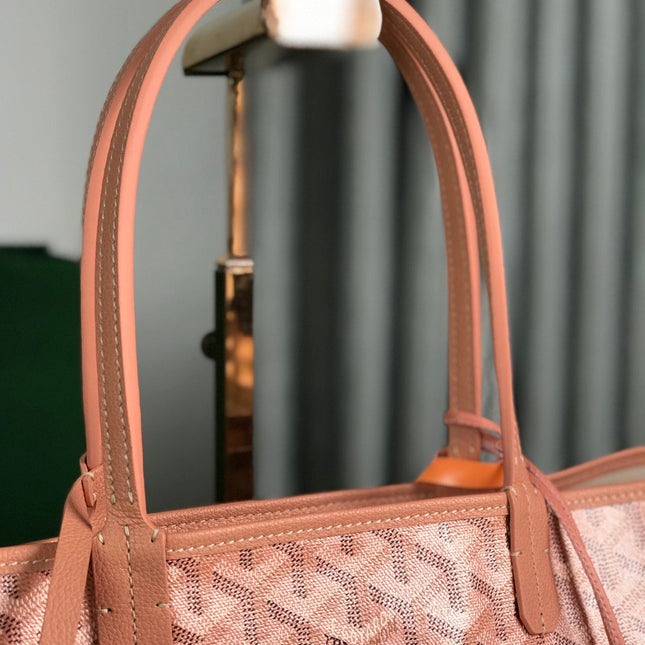 SAINT LOUIS PM 34 IN MANHATTAN PINK GOYARDINE CANVAS AND CALFSKIN