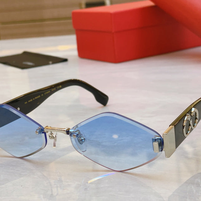 PANTHÈRE RHOMBUS FRAME SUNGLASSES CT00638S IN METAL AND ACETATE