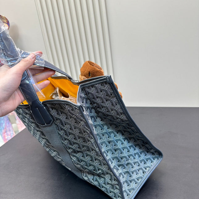 VILLETTE TOTE BAG 46 IN GREY GOYARDINE CANVAS