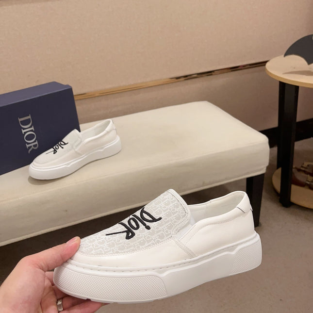 CD B23 SLIP ON WHITE CALFSKIN AND JACQUARD