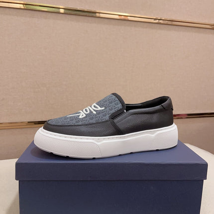 CD B23 SLIP ON BLACK CALFSKIN AND JACQUARD