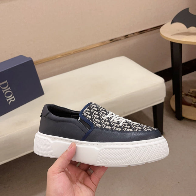 CD B23 SLIP ON NAVY CALFSKIN AND JACQUARD