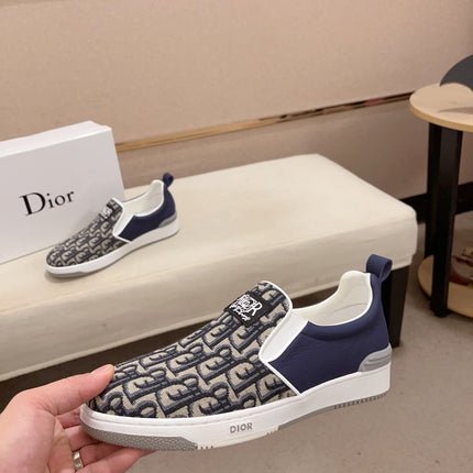 CD SOLAR SLIP-ON NAVY AND BEIGE JACQUARD